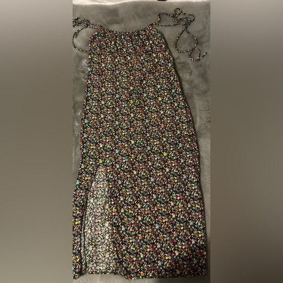 Motel Lotie tie shoulder midi dress. - Picture 4 of 10